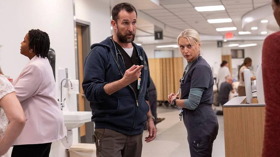 Noah Wyle, Katherine LaNasa in The Pitt 1x07