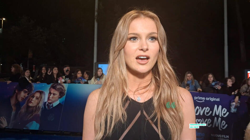 Love Me Love Me, Mia Jenkins intervistata alla premiere di Roma