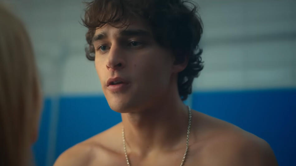 Love Me Love Me, scena da Trailer