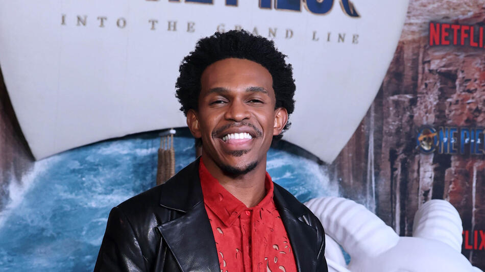 Camrus Johnson partecipa alla proiezione per i fan della seconda stagione di One Piece di Netflix a Los Angeles presso l'United Artists Theatre il 26 febbraio 2026 a Los Angeles, California