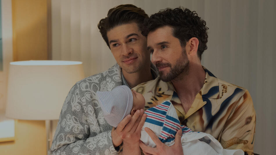 Devin Kawaoka e Michael Urie in Shrinking 3x03