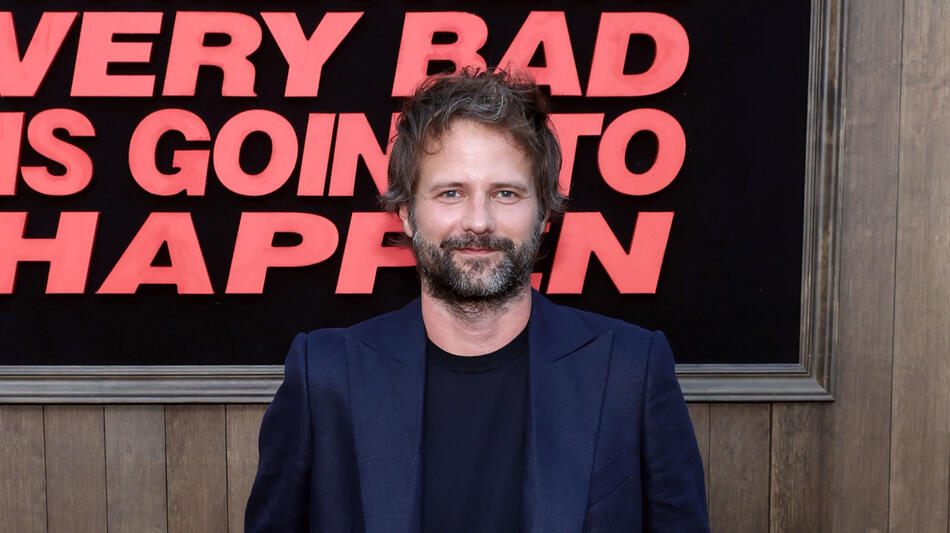Ross Duffer partecipa alla première di 'Something Very Bad Is Going To Happen' di Netflix presso l'Egyptian Theatre di Hollywood il 19 marzo 2026 a Los Angeles, California