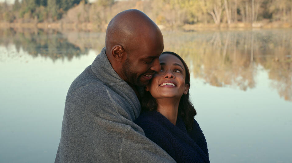 (S-D) Colin Lawrence come Preacher, Kandyse McClure come Kaia in Virgin River 5x12