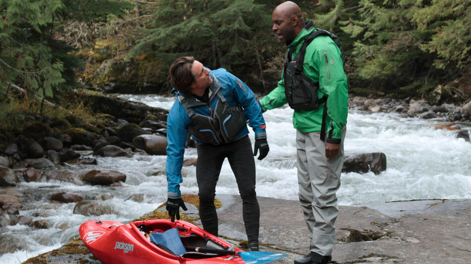Martin Henderson come Jack Sheridan; Colin Lawrence come John 'Preacher' Middleton in Virgin River - Stagione 2