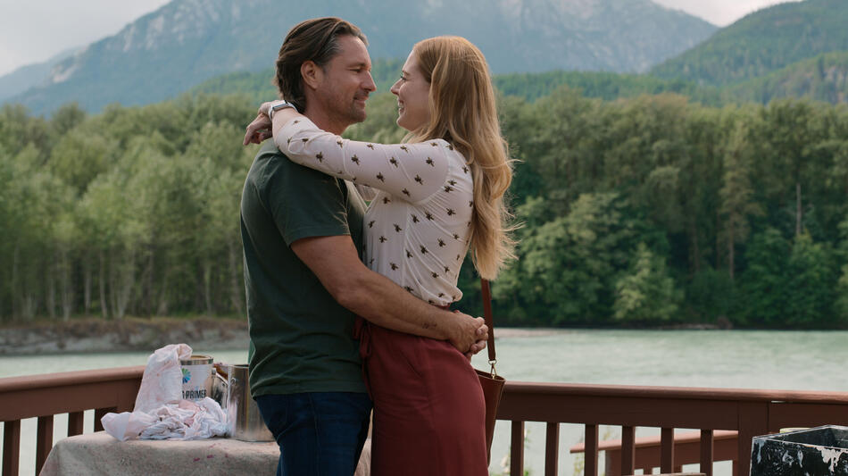 (S-D) Martin Henderson come Jack Sheridan, Alexandra Breckenridge come Mel Monroe in Virgin River 4x04