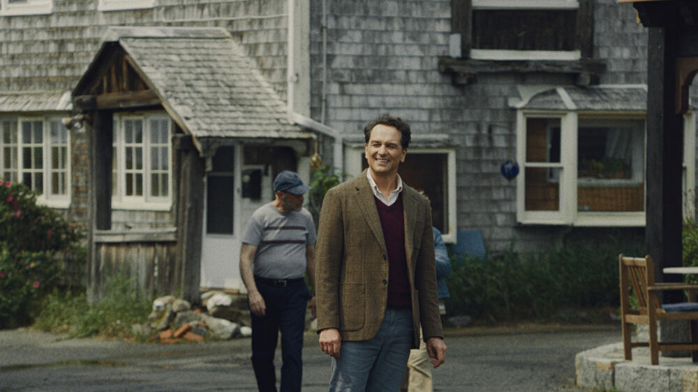 Matthew Rhys in Widow's Bay 1x01