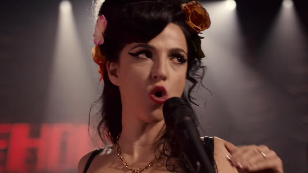 Back to Black di Sam Taylor-Johnson, scena da Trailer