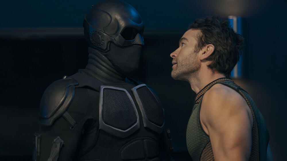 Nathan Mitchell (Black Noir), Chace Crawford (The Deep) in The Boys 5x05