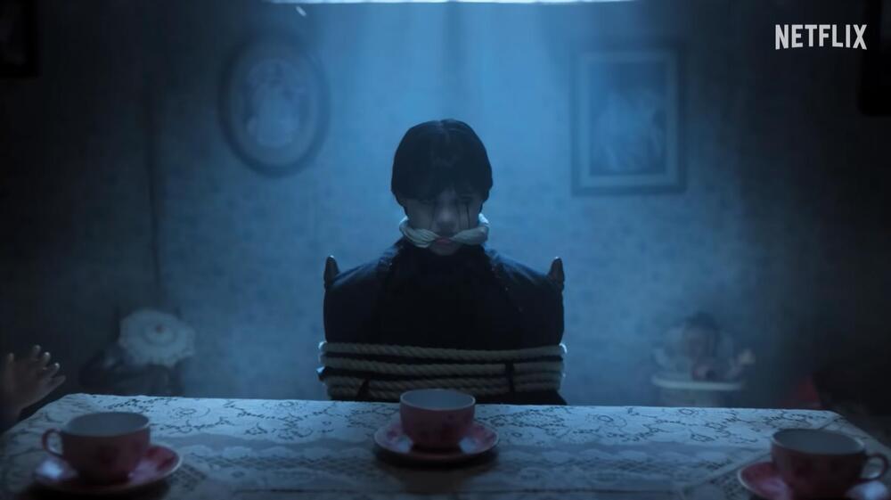 Mercoledì - Stagione 2, scena da Clip 'i primi sei minuti'
