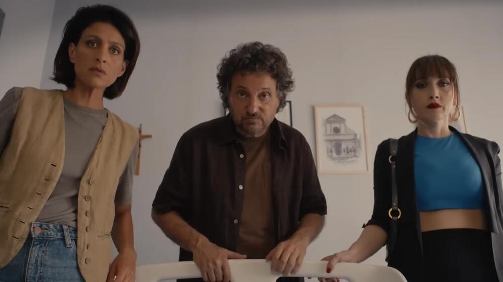 Pare parecchio Parigi, scena da Trailer