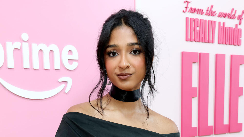 Maitreyi Ramakrishnan alla première mondiale della serie 'Elle' di Prime Video, il 23 giugno 2026 a New York