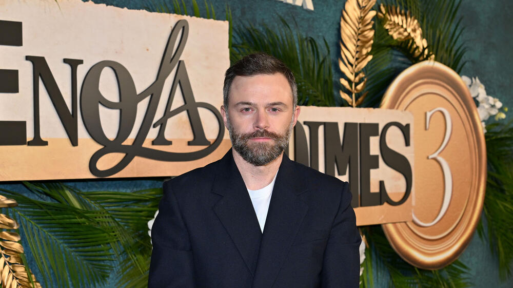 Philip Barantini alla première newyorkese di Enola Holmes 3 il 25 giugno 2026 a New York