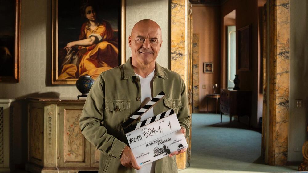 Luca Zingaretti sul set di Il Metodo Paraldi - First Look