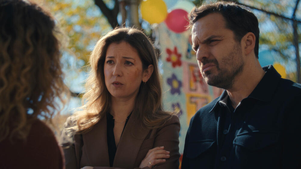 Jessy Hodges e Jake Johnson in Maximum Pleasure Guaranteed 1x09