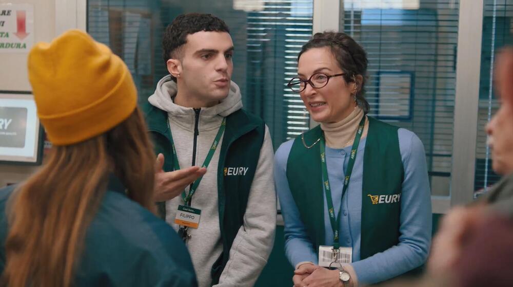 Super Market, scena da Clip 1