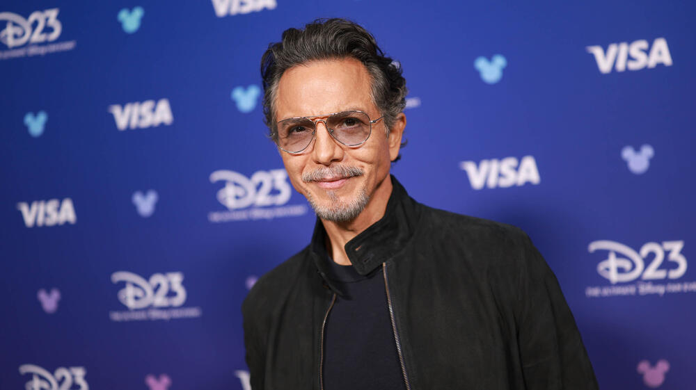 Benjamin Bratt al Disney Entertainment Showcase del D23: The Ultimate Disney Fan Event, il 14 agosto 2026 ad Anaheim, California