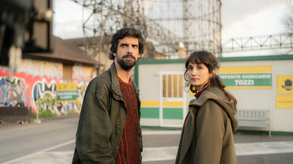 Francesco Carril e Linda Caridi in Dov'è la Fiesta - Immagine dal set