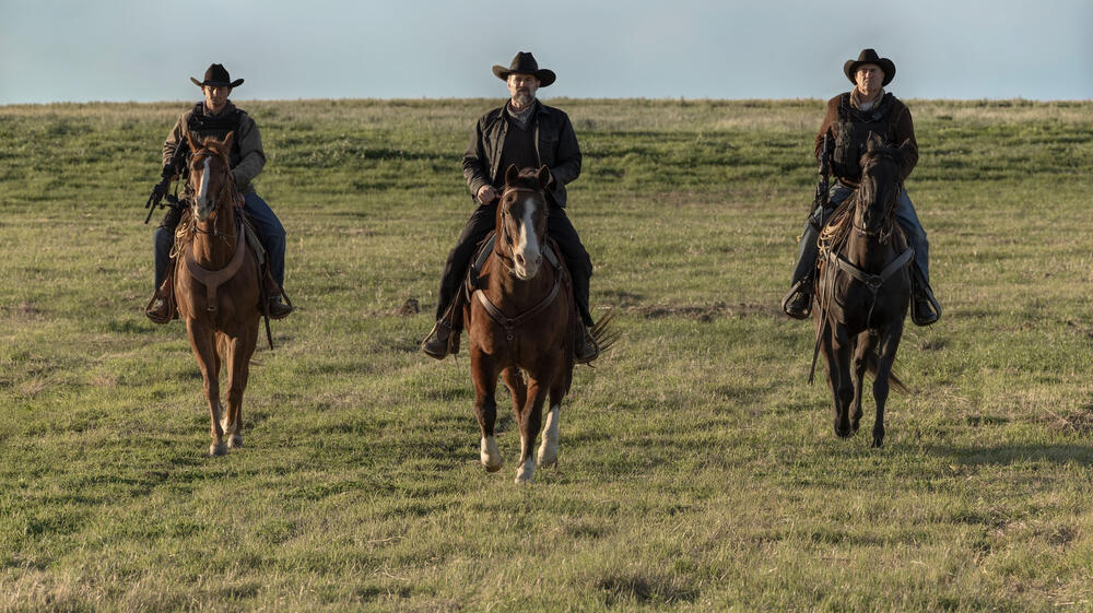 Garret Dillahunt in Lanterns 1x02