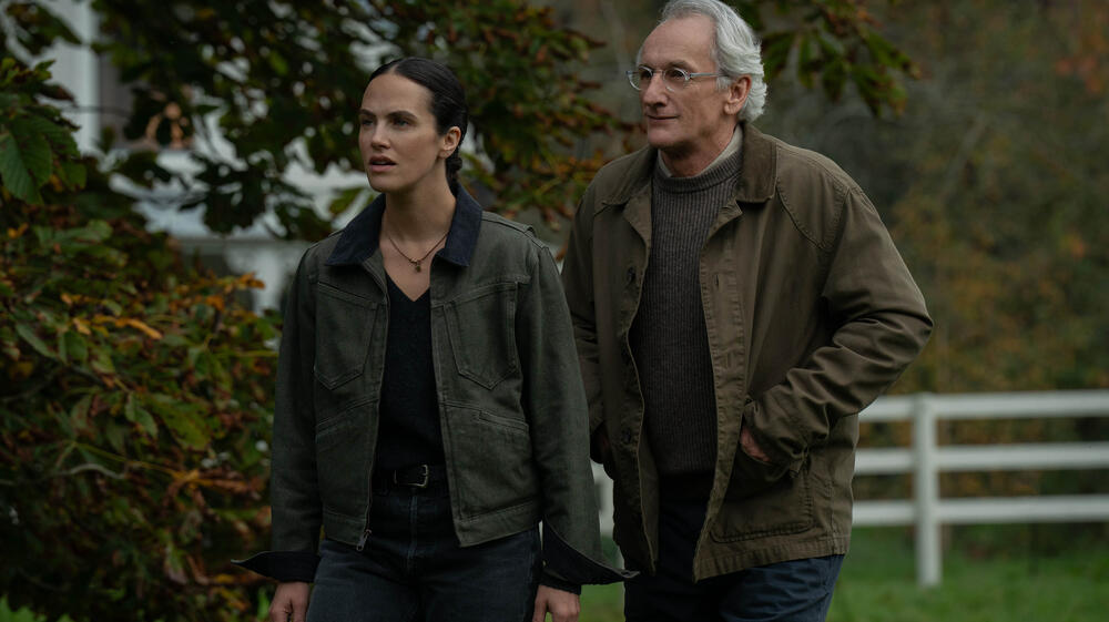 Jessica Brown Findlay e Matt Craven in Silo 3x08