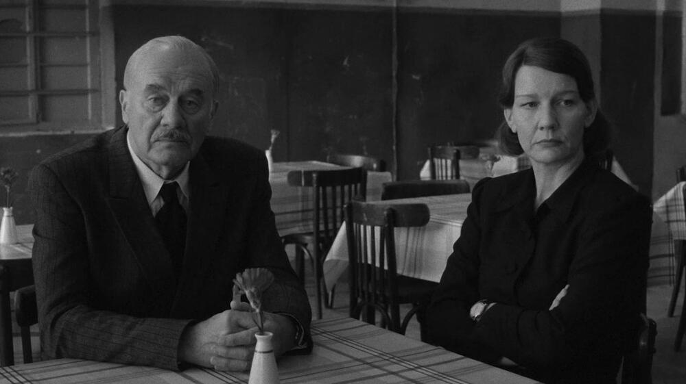 Fatherland di Pawel Pawlikowski, scena da Trailer Finale