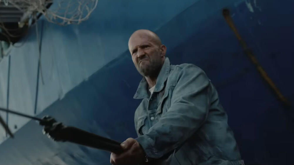Mutiny - Inverti la Rotta, scena da Trailer