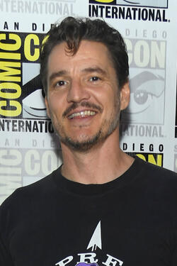 Pedro Pascal attende il Marvel Studios Panel per The Fantastic Four: First Steps al SDCC in San Diego, in California, il 27 luglio 2024