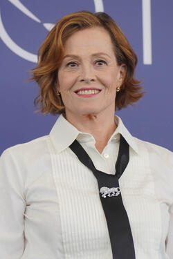 Sigourney Weaver al photocall della 81a Mostra Internazionale d'Arte Cinematografica della Biennale di Venezia il 28 agosto 2024