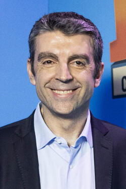 Federico Basso al photocall di LOL: chi ride è fuori - Stagione 5