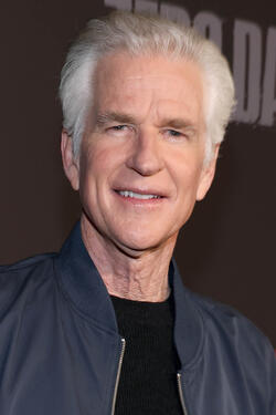 Matthew Modine alla prima mondiale di Zero Day il 18 febbraio 2025 a New York City