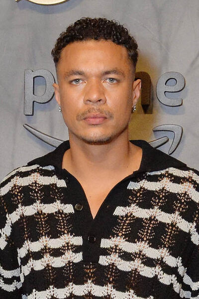 Ismael Cruz Córdova partecipa all'evento di anteprima de Il Signore degli Anelli: Gli Anelli del Potere S2 al SDCC il 25 luglio 2024 a San Diego, California