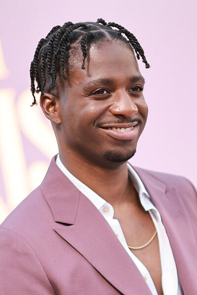 Samuel Arnold attende la premiere della stagione 4 di Emily In Paris presso il The Egyptian Theater il 14 agosto 2024 in Los Angeles