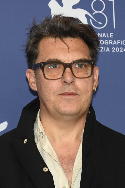 Il regista Joe Wright al photocall di M - Il figlio del secolo a Venezia 81 il 5 settembre 2024