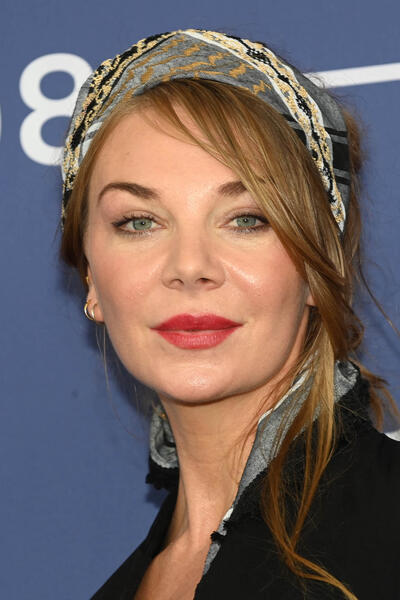 L'attrice Marte Engebrigtsen al photocall di Kjærlighet (Love) di Dag Johan Haugerud a Venezia 81 il 6 settembre 2024