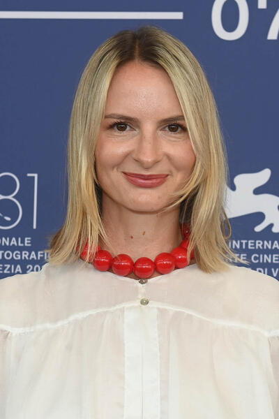 L'attrice Nicoleta Hancu al photocall del film Anul nou care n-a fost di Bogdan Mureşanu a Venezia 81 il 1 settembre 2024