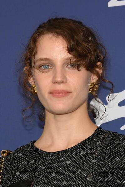 L'attrice Carlotta Gamba al photocall del film Vermiglio di Maura Delpero a Venezia 81 il 2 settembre 2024