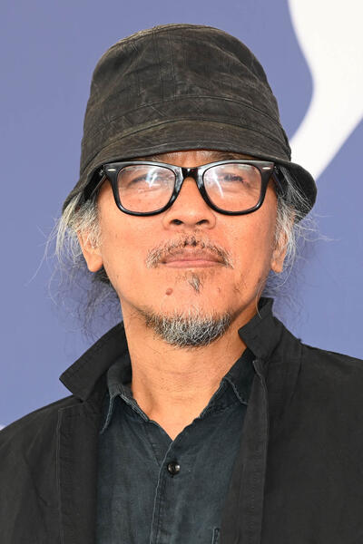 Il regista Lav Diaz al photocall del film Phantosmia a Venezia 81 il 2 settembre 2024