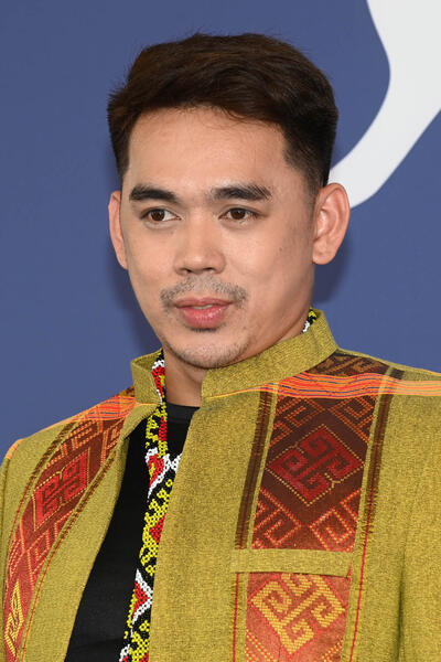 L'attore Paul Jake Paule al photocall del film Phantosmia di Lav Diaz a Venezia 81 il 2 settembre 2024