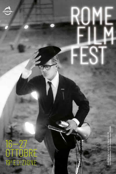 Marcello Mastroianni sul set di 8 e mezzo di Federico Fellini, 1962 - Poster ufficiale della Festa del Cinema di Roma 2024