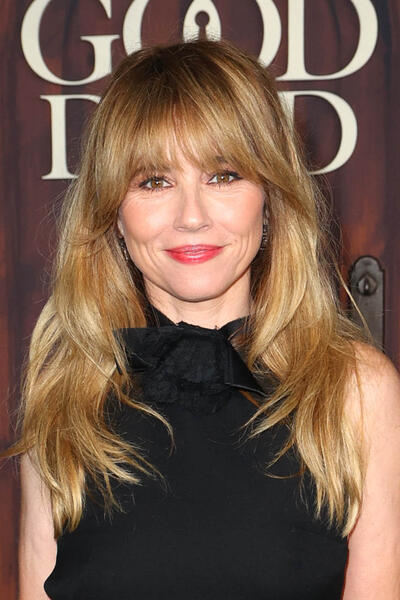 Linda Cardellini partecipa alla première di No Good Deed a Los Angeles al Netflix Tudum Theater il 4 dicembre 2024 a Los Angeles, California