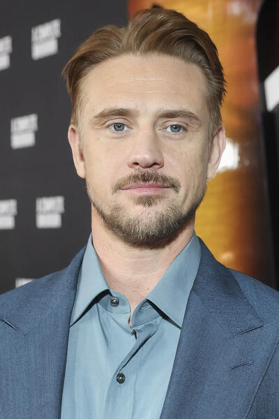Boyd Holbrook alla première mondiale di A Complete Unknown di Searchlight Pictures il 10 dicembre 2024 a Los Angeles