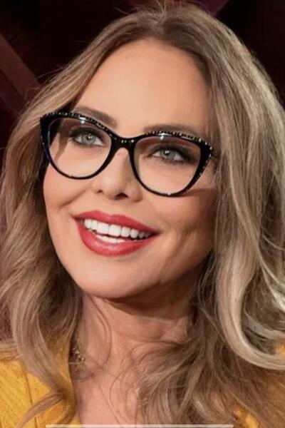 Ornella Muti - primo piano