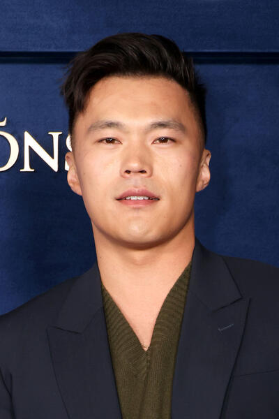 John Harlan Kim alla première di Cruel Intentions sul red carpet di Los Angeles presso l'Ebell Club di Los Angeles il 19 novembre 2024 a Los Angeles, California