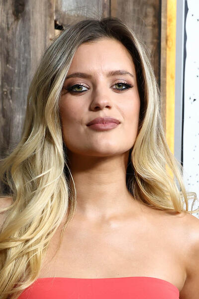 Mia Healey partecipa al red carpet e alla proiezione di Motorheads di Prime Video all'Academy Museum of Motion Pictures, Ted Mann Theater, il 13 maggio 2025 a Los Angeles, California