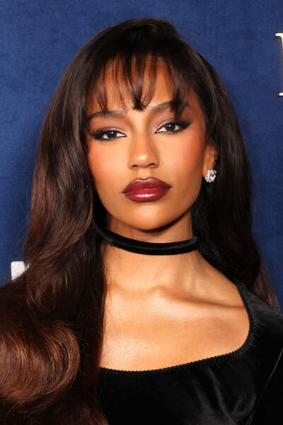 Savannah Lee Smith alla première di Cruel Intentions sul red carpet di Los Angeles presso l'Ebell Club di Los Angeles il 19 novembre 2024 a Los Angeles, California