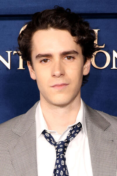 Zeke Goodman alla première di Cruel Intentions sul red carpet di Los Angeles presso l'Ebell Club di Los Angeles il 19 novembre 2024 a Los Angeles, California