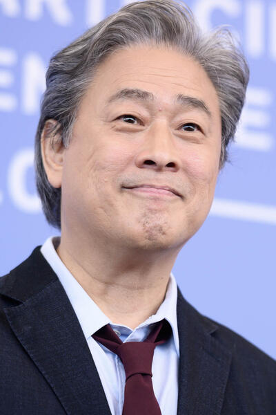 Il regista Park Chan-wook al photocall del suo film No Other Choice - Non c'è altra scelta alla 82a Mostra del Cinema di Venezia, venerdì 29 agosto 2025