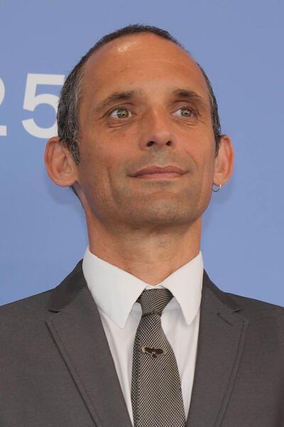 Il regista Mark Jenkin al photocall del suo film Rose of Nevada alla 82a Mostra del Cinema di Venezia, sabato 30 agosto 2025