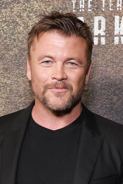 Luke Hemsworth partecipa alla proiezione sul red carpet di Prime Video x The Terminal List: Dark Wolf il 4 agosto 2025 a New York City