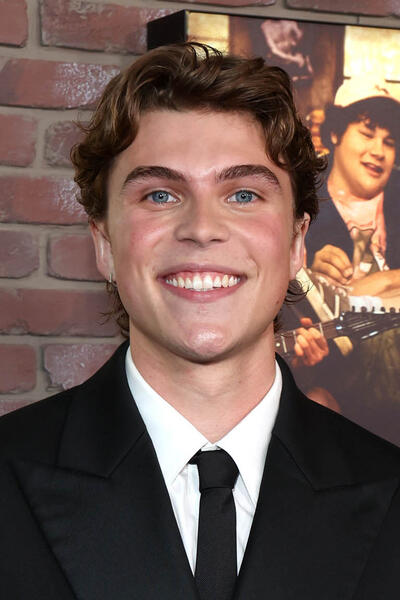 William Lipton partecipa alla première sul red carpet e all'after party di The Runarounds al Roxy il 26 agosto 2025 a Los Angeles, California