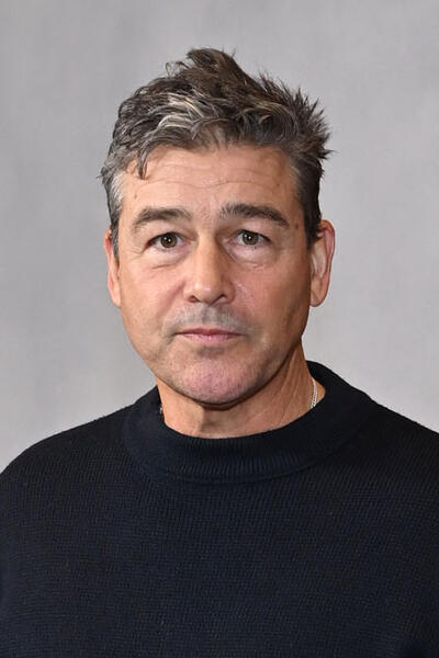 Kyle Chandler partecipa alla première mondiale di The RIP all'Alice Tully Hall il 13 gennaio 2026 a New York City